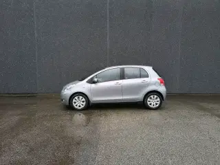 Toyota Yaris 1,3 VVT-I T2 Touch 100HK 5d 6g