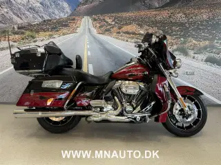 Harley-Davidson FLHTCUSE Electra Glide Ultra Classic CVO 110"