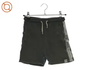 Shorts fra VRS (str. 128)