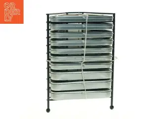 10 stk. display æsker i holder til smykker etc (str. 22,5 x, 13 x 16 cm)