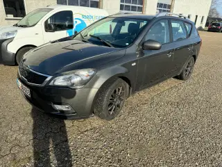 Kia Ceed 1.6 crdi stcar 2011