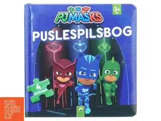 Puslespils bog fra Pjmasks (str. 21 x 21 cm)