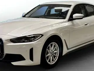 BMW i4  eDrive40