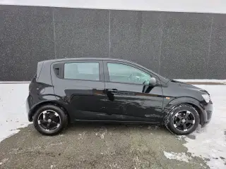 Chevrolet Aveo 1,2 LT 86HK 5d