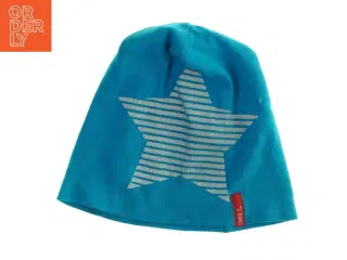 Blå børnehue med stjerneprint fra Name it (str. 49 til 50)