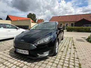 Ford Focus, 1.0 Eco Boost. stc Titanium.