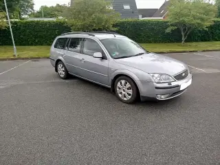 Ford Mondeo 