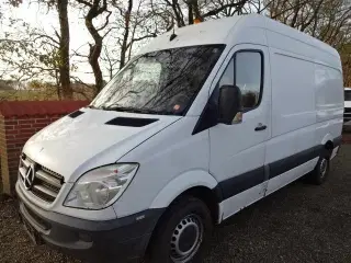 Mercedes Sprinter 319 3,0 CDi R2 Kassevogn