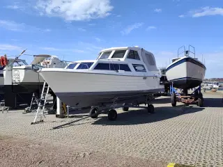 Motorbåd. Nordic 800.