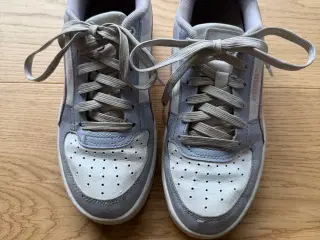 Puma sneakers, str. 36, pige