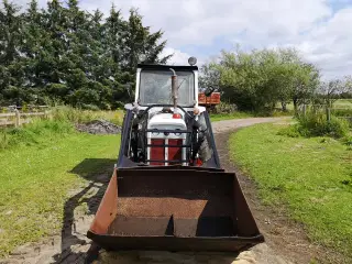 Søger Traktor m læsser & brakpudser BILLIG Kørekla