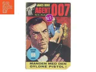 Agent 007 - Manden med den gyldne pistol af (Bog)