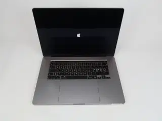 Apple MacBook Pro 16" i7