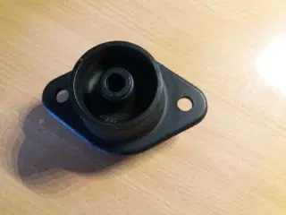Gummiophæng / Toyota Hilux