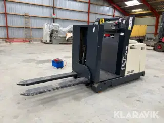 Plukketruck Crown LP 3020