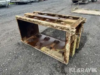 Beton støbeform
