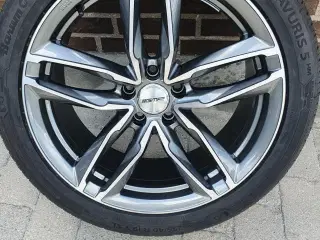 Audi Q3 alu fælge med nye dæk