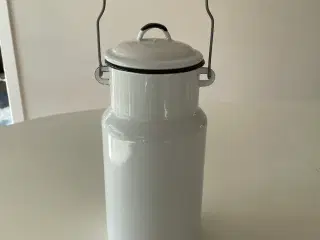 Lille emalje mælkespand