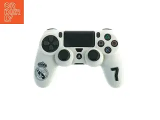 Hvid PlayStation controller med Real Madrid tema fra PlayStation