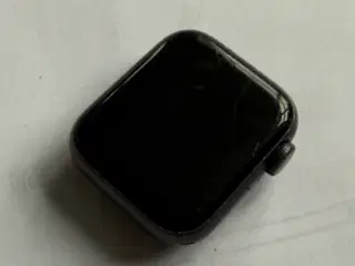 Apple Watch SE 40 mm