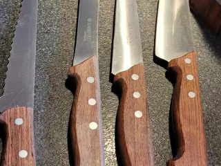 Knivblok med knive Raadvad