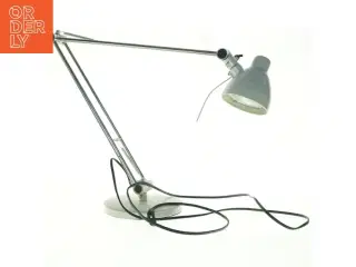 Skrivebordslampe med justerbar arm fra IKEA (str. Fod ø 18 cm udstrakt lampe, 99 cm skærm 10 x 10 cm)