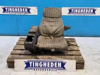 New Holland TX68 Sæde 89513129