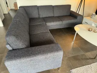 Hjørnesofa 245*245 - gives væk