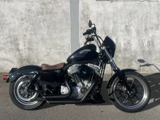 Harley-Davidson 883 Super Low