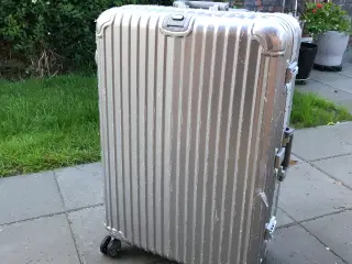 Rejse kuffert i Aluminium 