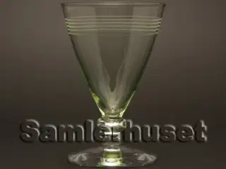 Bandholm Hvidvinsglas, grøn. H:110 mm.