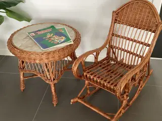 Lækkert børnesæt bambus,gyngestol 