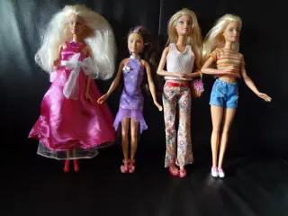 Barbie dukker + Disney figurer
