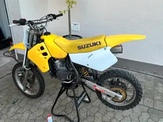 Suzuki rm80