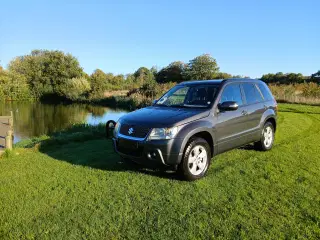Suzuki Grand Vitara 2.4 GLX Aut, 4×4