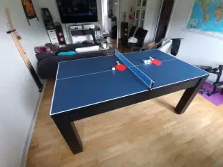 Spisebord/pool bord/bordtennis i et