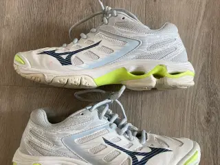 Mizuno Wave Voltage håndboldsko str. 36
