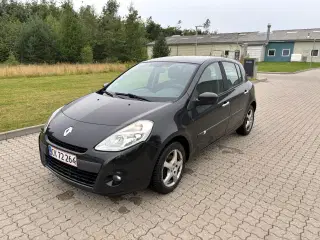 Renault Clio III 1,2 16V Authentique