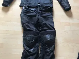 Held 2-delt MC dragt
