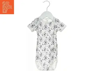 Blomsterbodystocking til baby fra Name It (str. 68)
