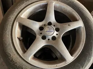 Sommerdæk 195/60/15 passer på toyota corolla verso