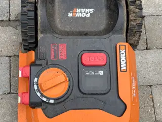 Robotplæneklipper til 500m’2