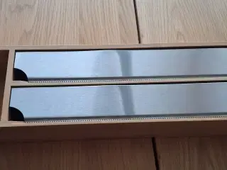 Dispenser til film og stanniol
