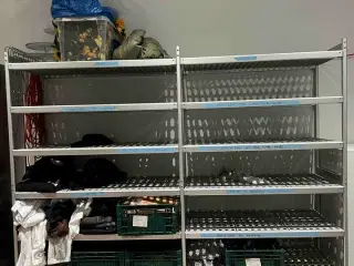 Dankok reol H 200 B 232 med 14 hylder