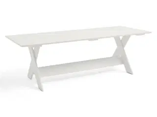 Et smukt hvidt spisebord