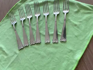7 gafler. Sølvplet