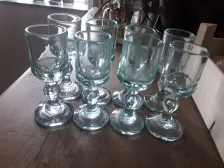 Antikke, håndblæste glas