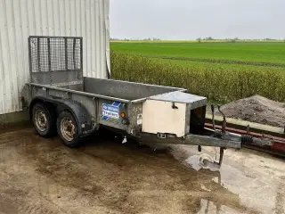 Maskinen trailer 