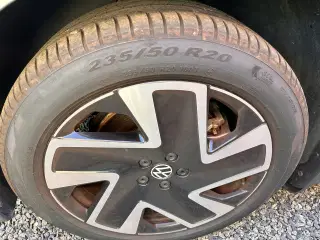 Pirelli næsten nye sommerdæk 2 stk