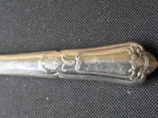 4 knive, sølvplet
